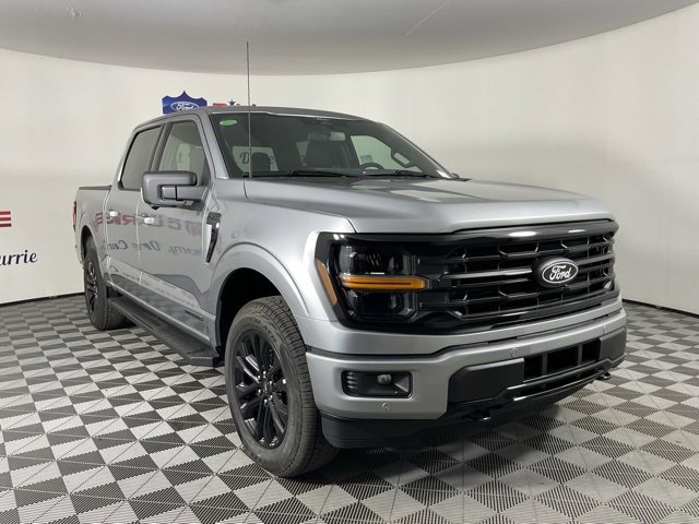 New 2025 Ford F150 XLT w/ Equipment Group 302A MID