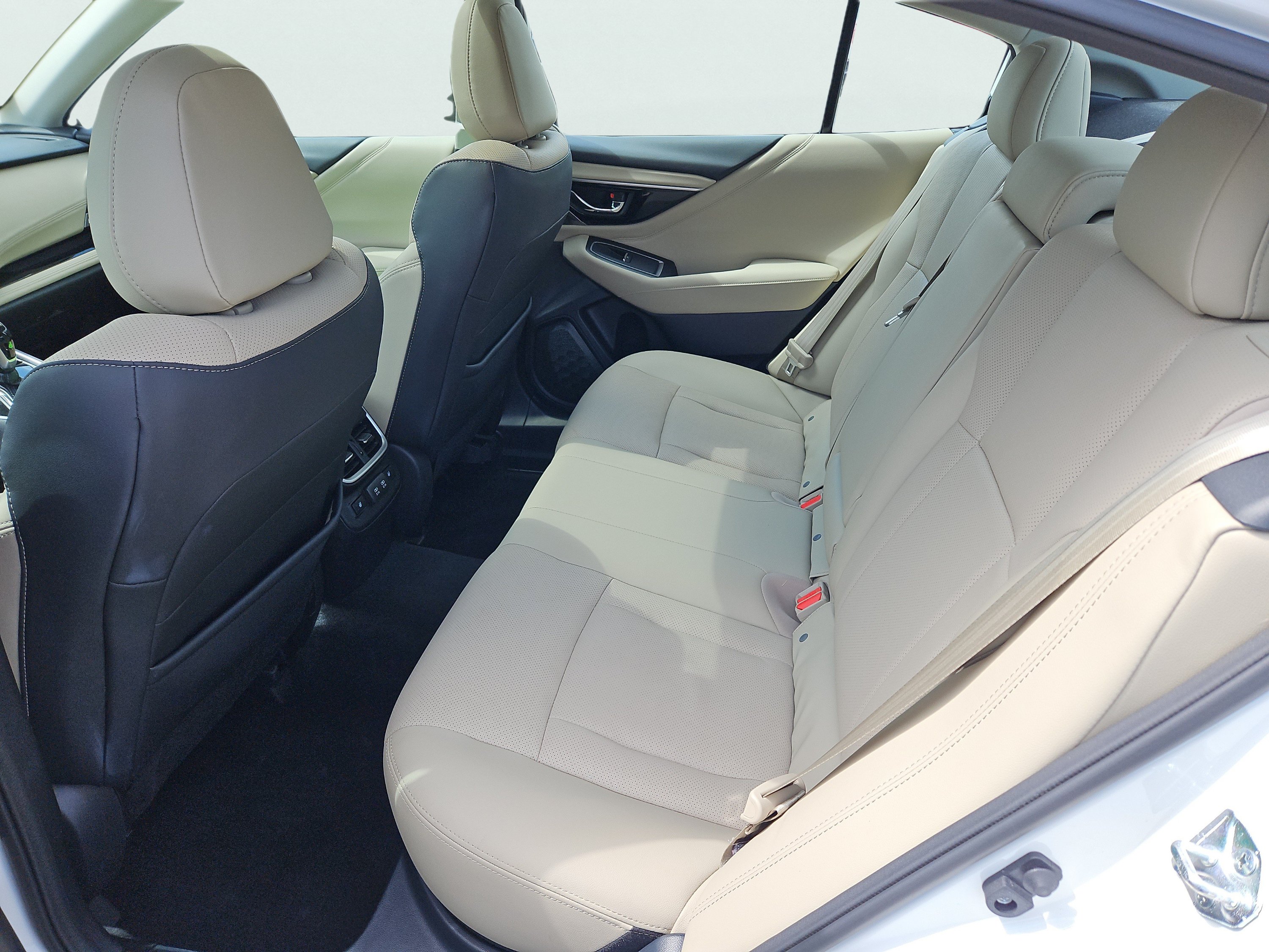 Used 2022 Subaru Legacy Limited AWD/4WD image 36