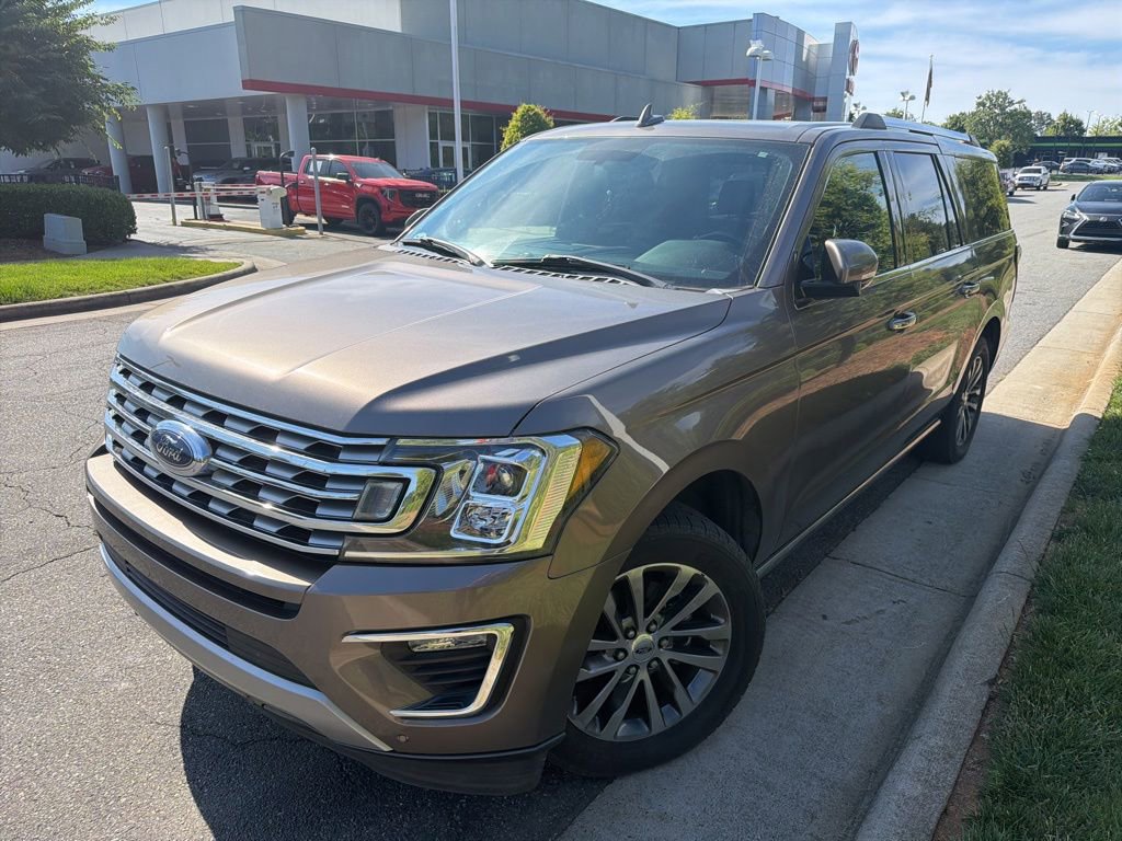 Used 2018 Ford Expedition Max Limited RWD image 5