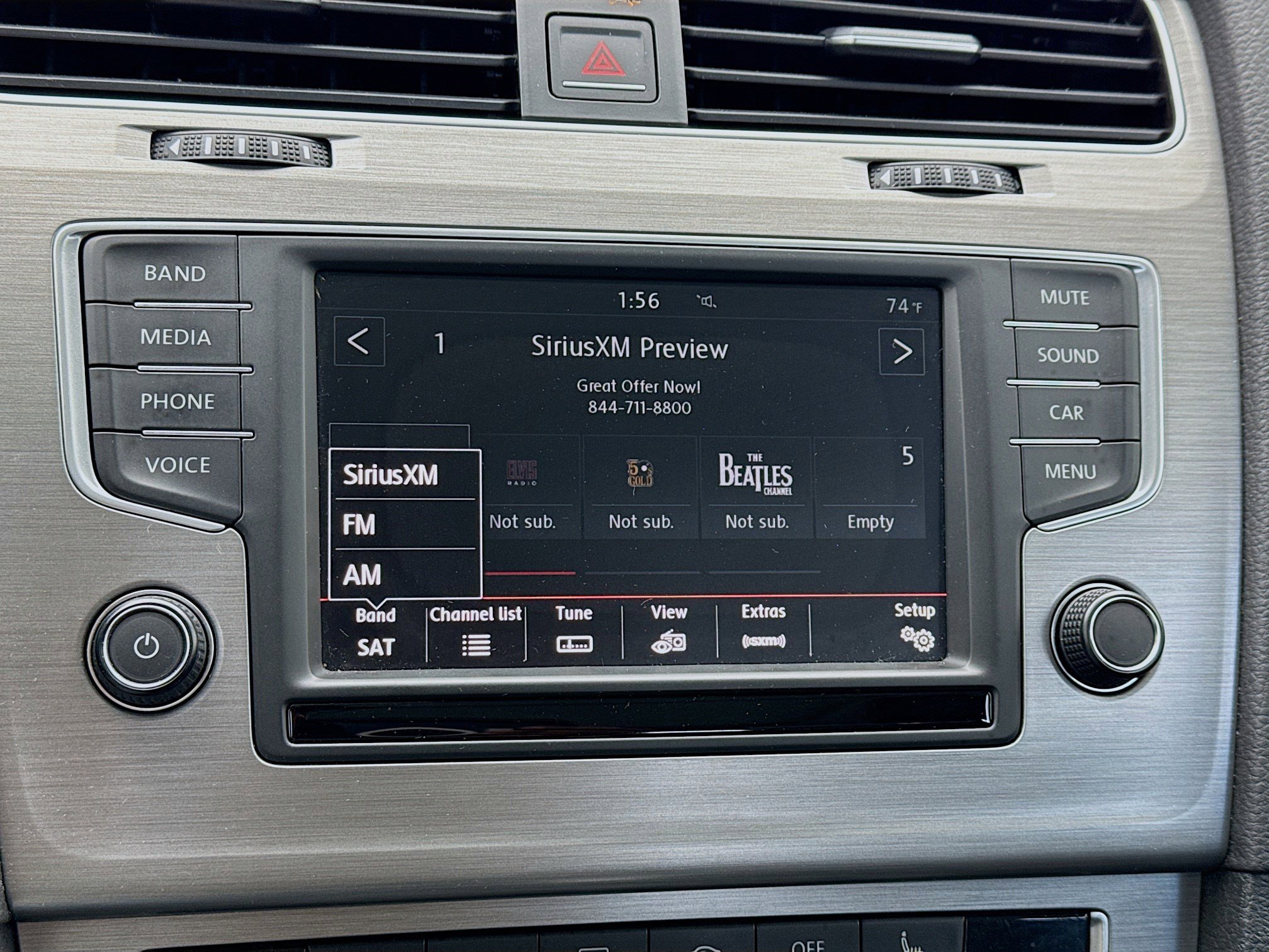 Used 2016 Volkswagen Golf Limited Edition image 11