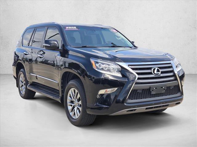 Used 2018 Lexus GX 460 Luxury w/ Preferred Accessory Package AWD/4WD image 3