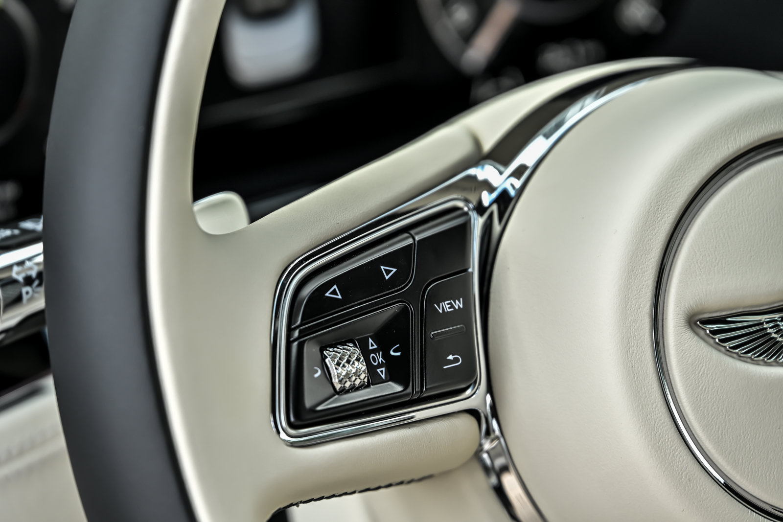 New 2026 Bentley Continental GT Azure AWD/4WD image 31