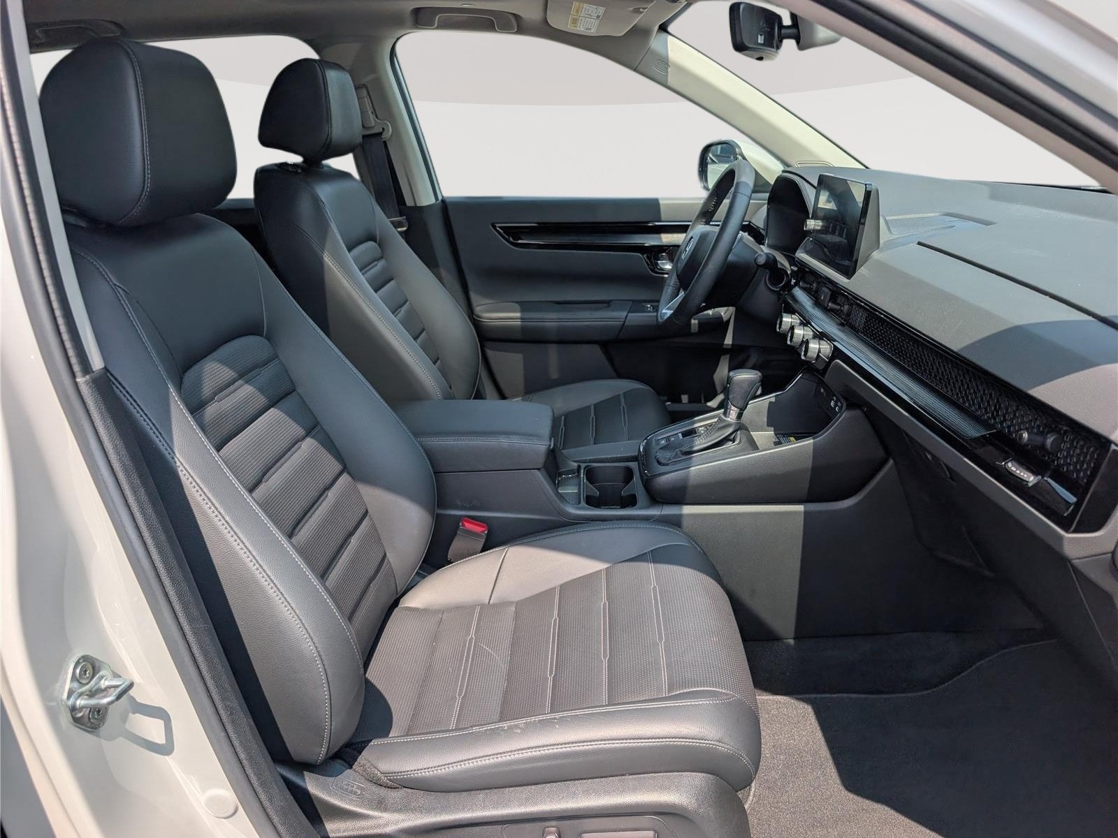 Used 2024 Honda CR-V EX-L image 11