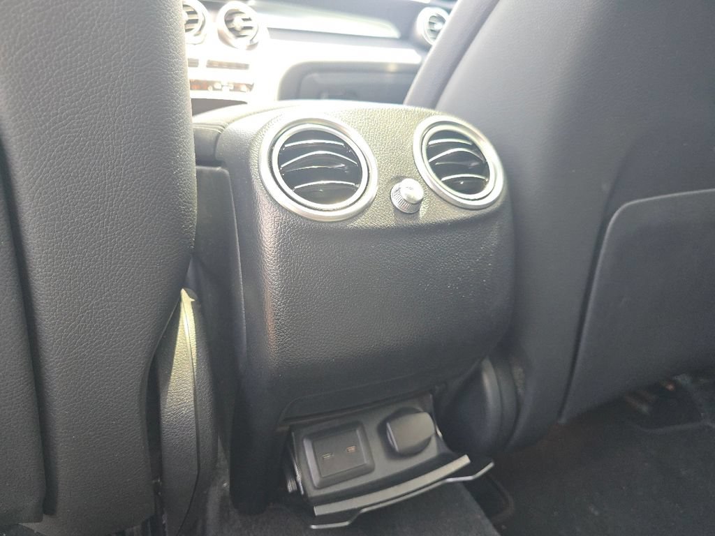 Used 2022 Mercedes-Benz GLC 300 4MATIC image 28
