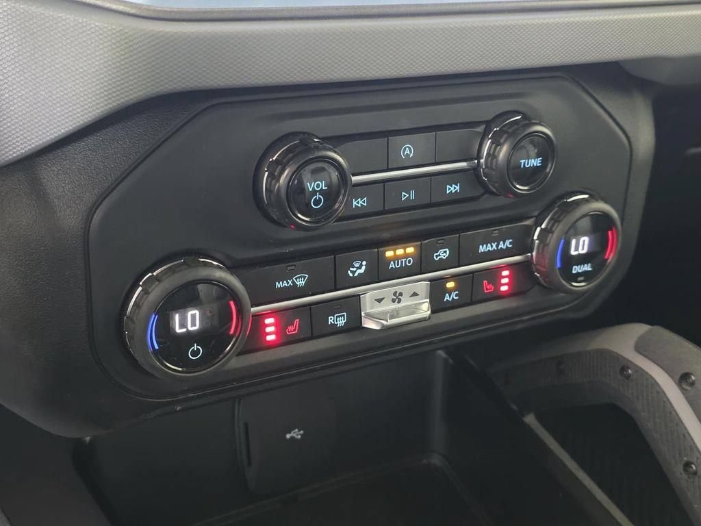 Used 2024 Ford Bronco Big Bend AWD/4WD image 24