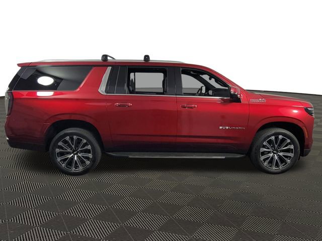 Used 2025 Chevrolet Suburban High Country AWD/4WD image 10