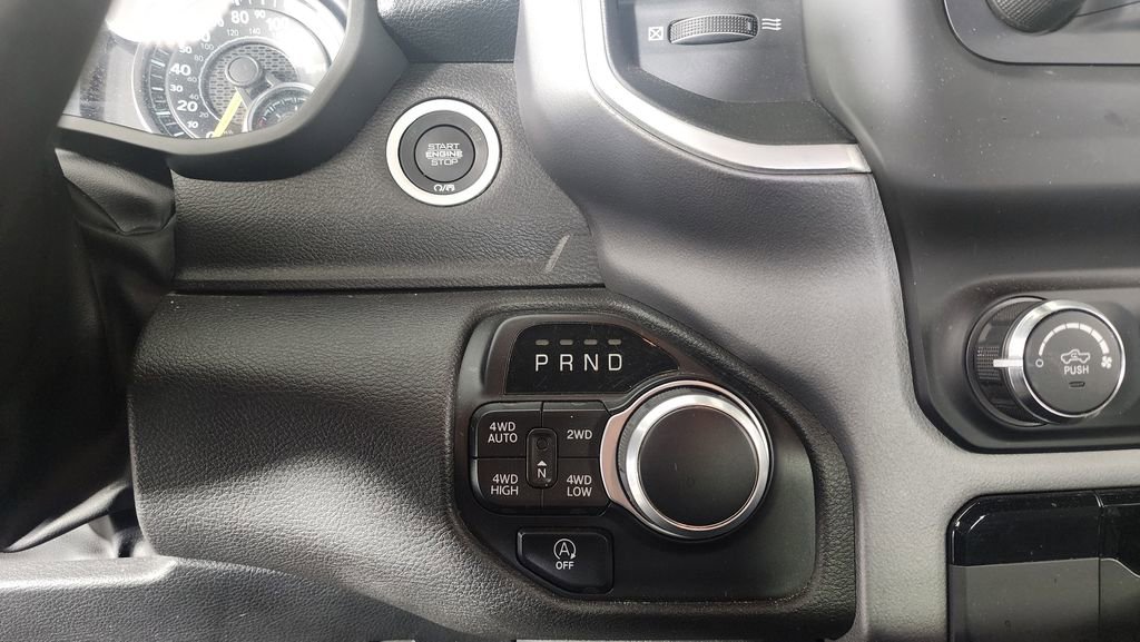 Used 2022 RAM 1500 Big Horn AWD/4WD image 16