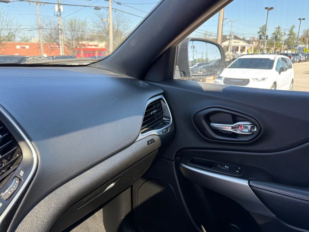 Used 2021 Jeep Cherokee Latitude Lux 80th Anniv w/ Quick Order Package 26U 80TH AWD/4WD image 21