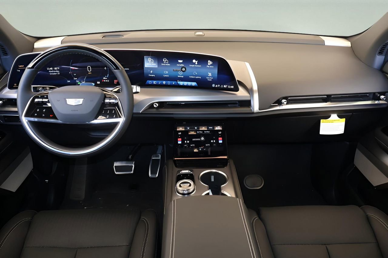 New 2026 Cadillac Vistiq Luxury image 15