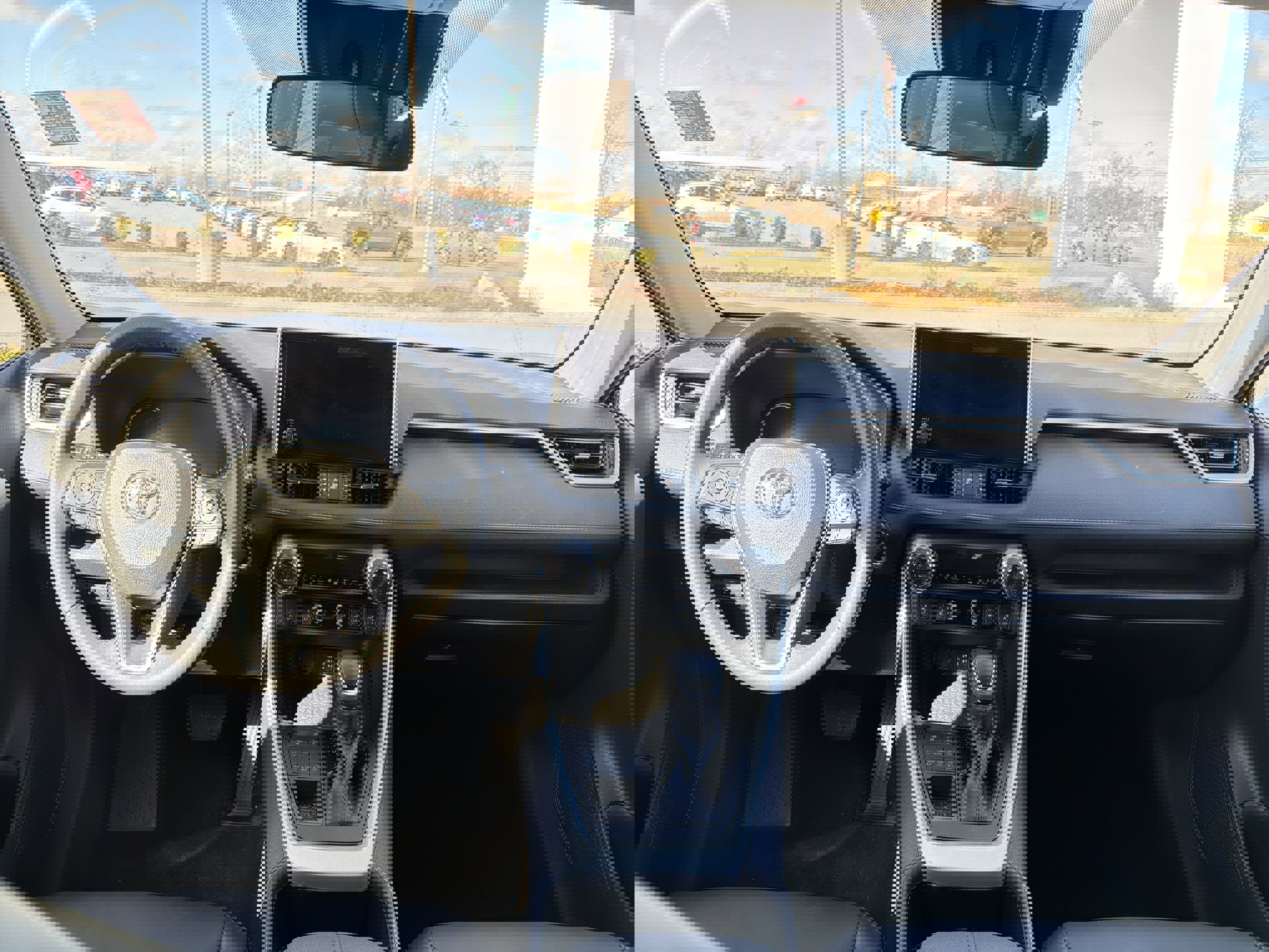 Used 2023 Toyota RAV4 XLE Premium image 10