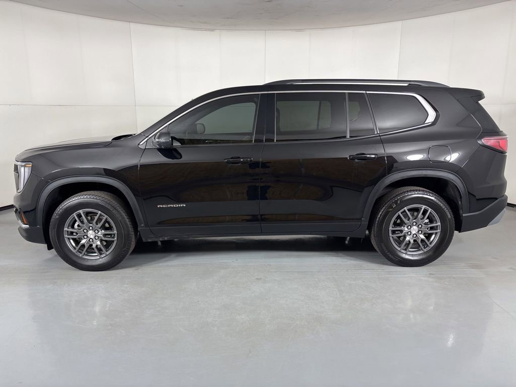 Used 2025 GMC Acadia Elevation image 5
