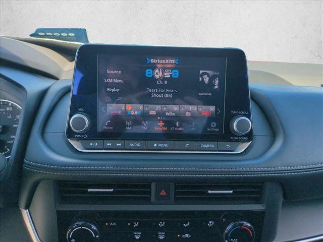 Used 2023 Nissan Rogue S FWD image 14
