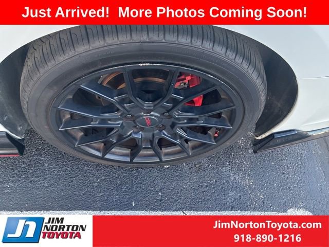 Used 2020 Toyota Avalon TRD image 11