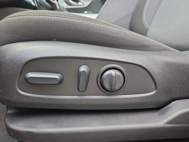 Used 2025 Chevrolet Blazer LT image 12