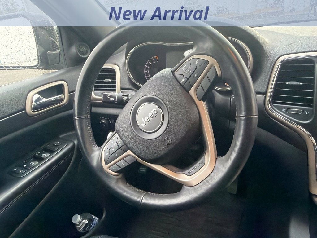Used 2014 Jeep Grand Cherokee Altitude AWD/4WD image 6