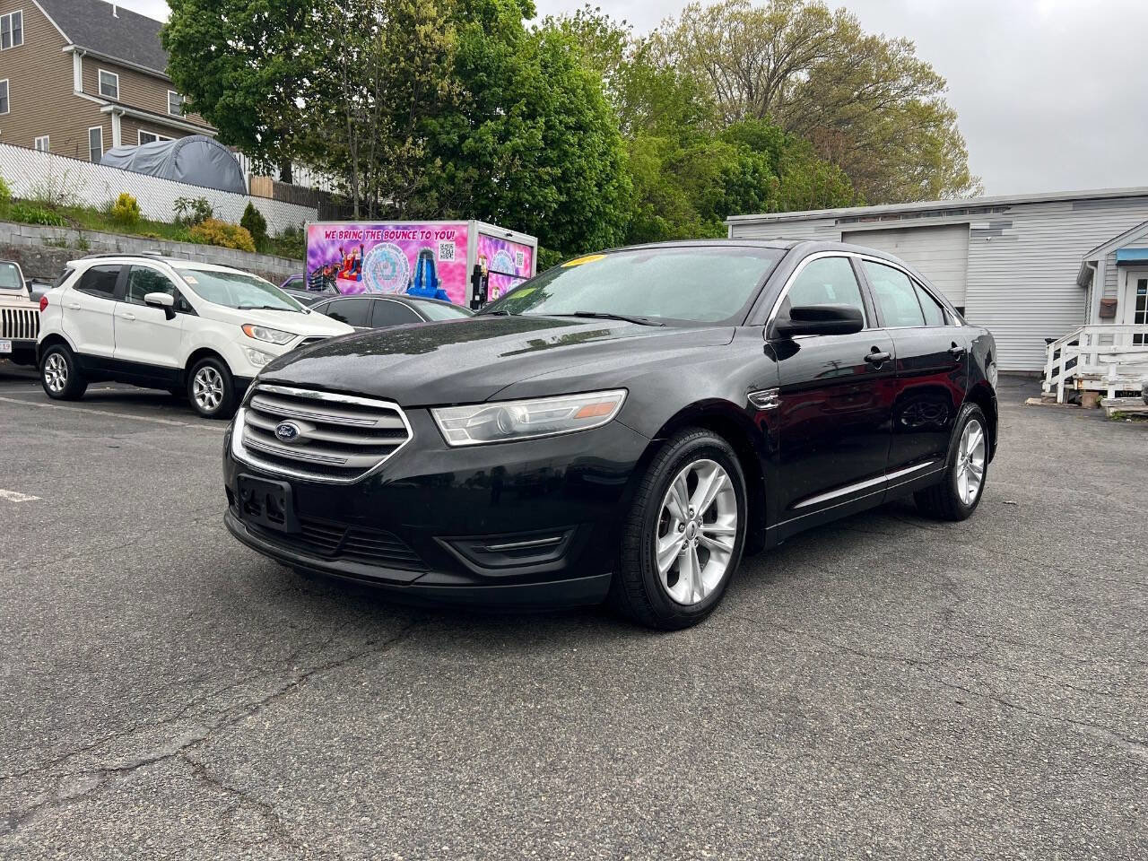 Used 2014 Ford Taurus SEL w/ Equipment Group 201A FWD image 11
