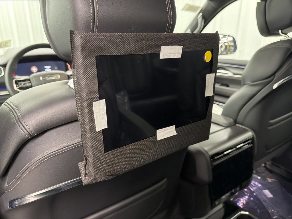 New 2026 Jeep Grand Wagoneer Summit w/ Rear Seat Video Group I AWD/4WD image 16