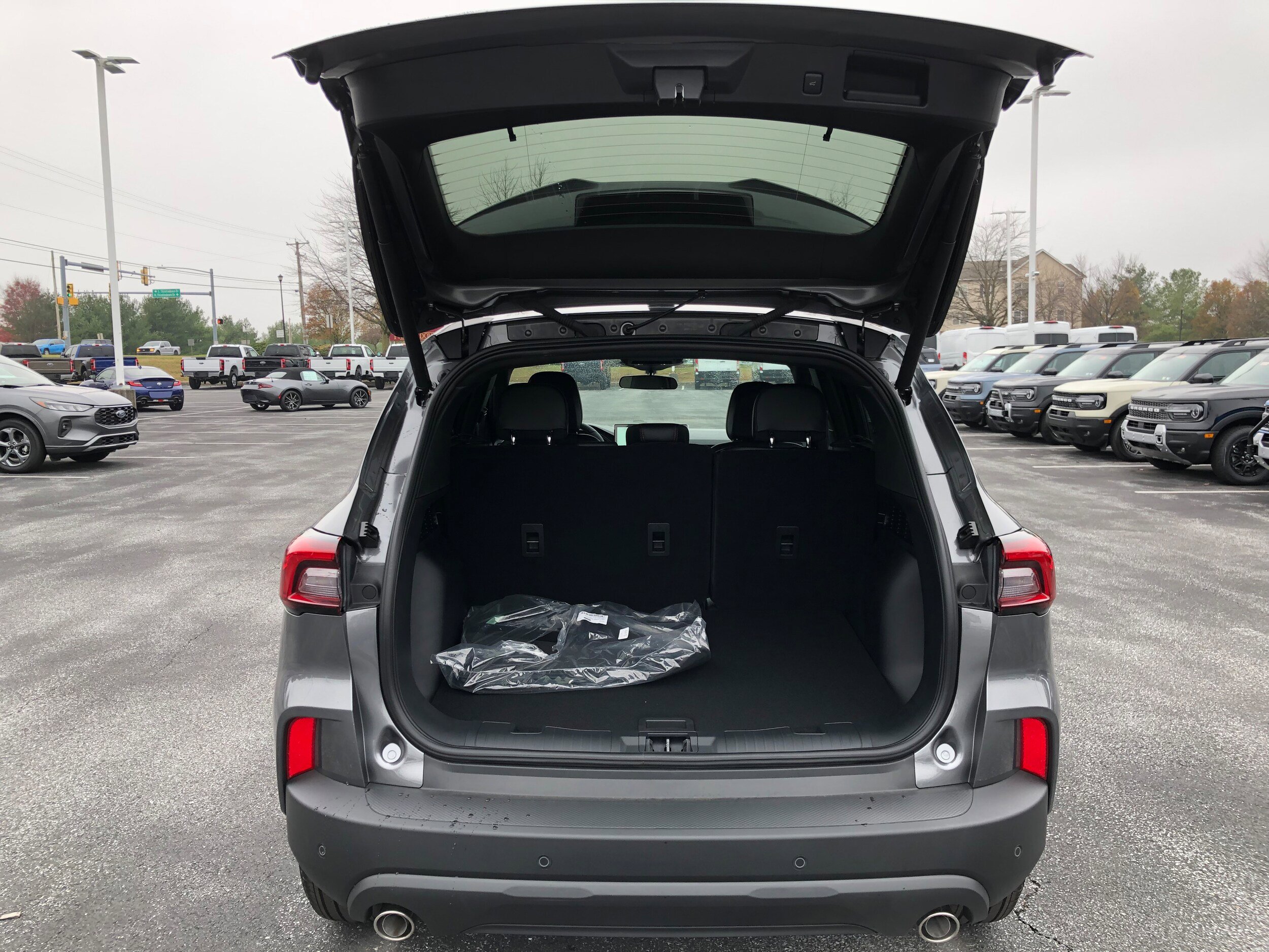 New 2026 Ford Escape ST-Line Select w/ Tech Pack #2 image 16