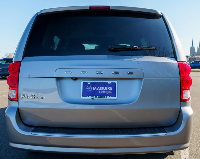 Used 2019 Dodge Grand Caravan SE image 7