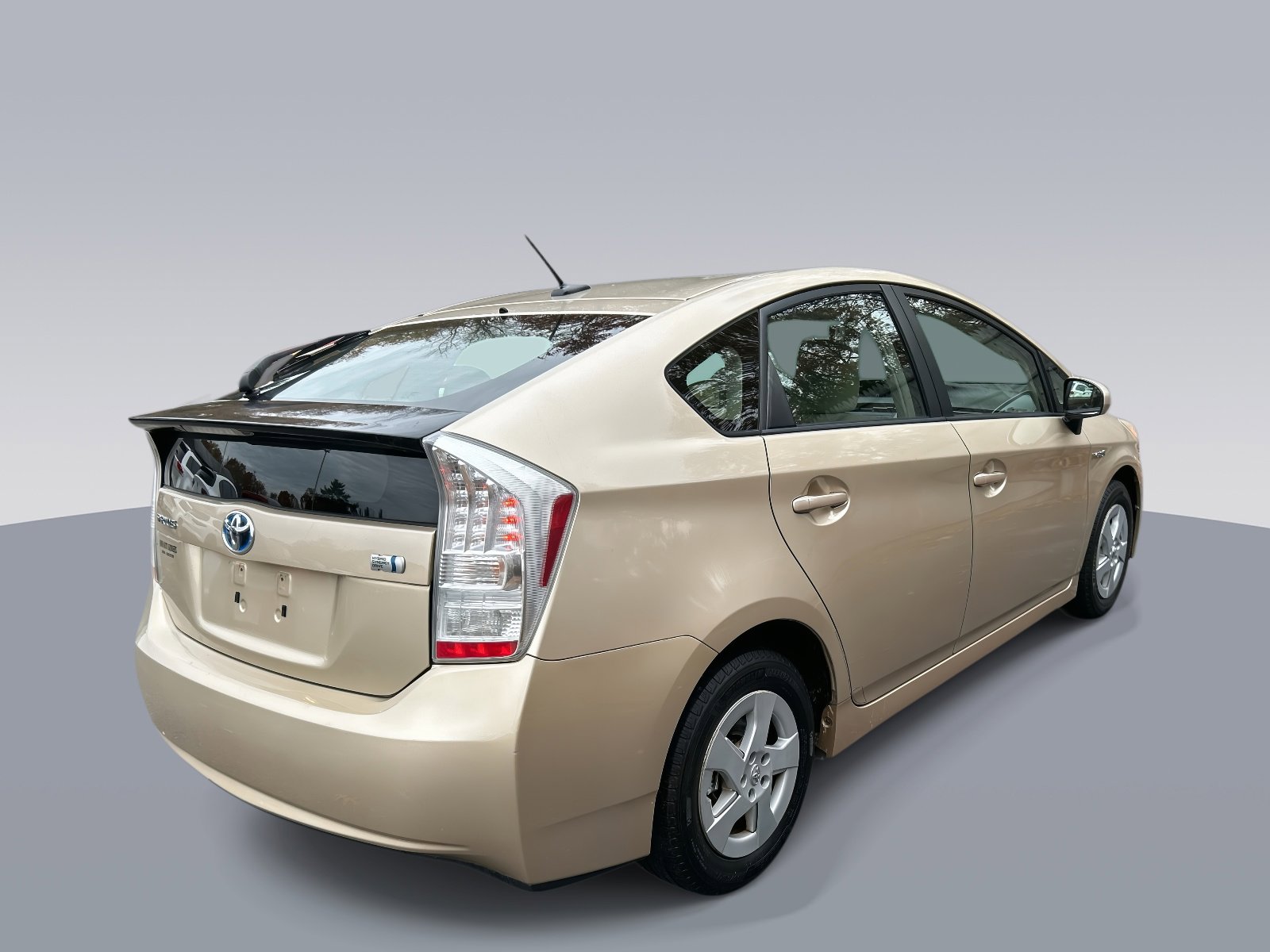 Used 2011 Toyota Prius Two image 3
