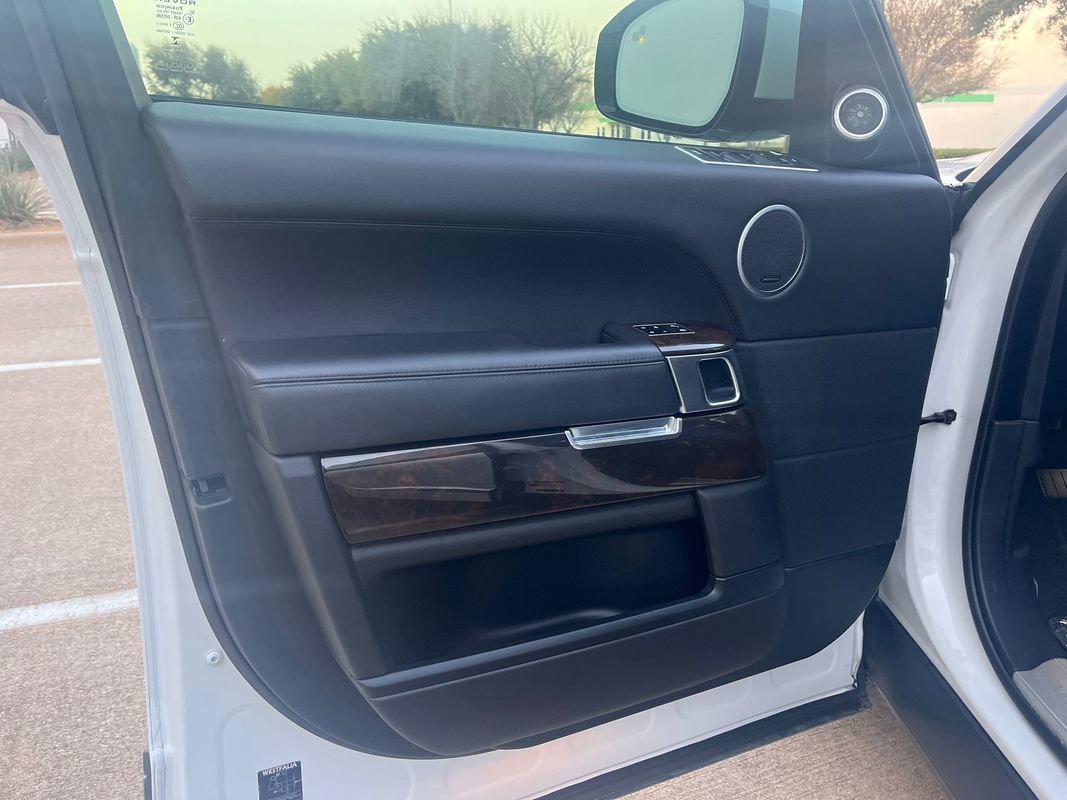 Used 2015 Land Rover Range Rover Supercharged image 13