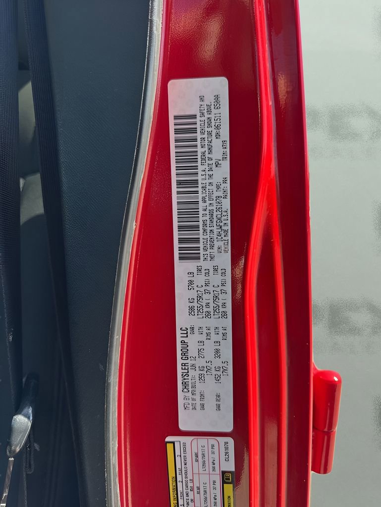 Used 2012 Jeep Wrangler Unlimited Rubicon w/ Connectivity Group AWD/4WD image 30