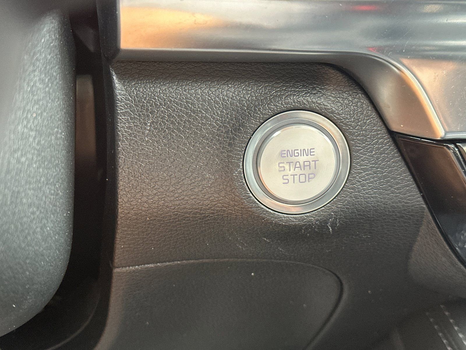 Used 2022 Kia Telluride EX image 24