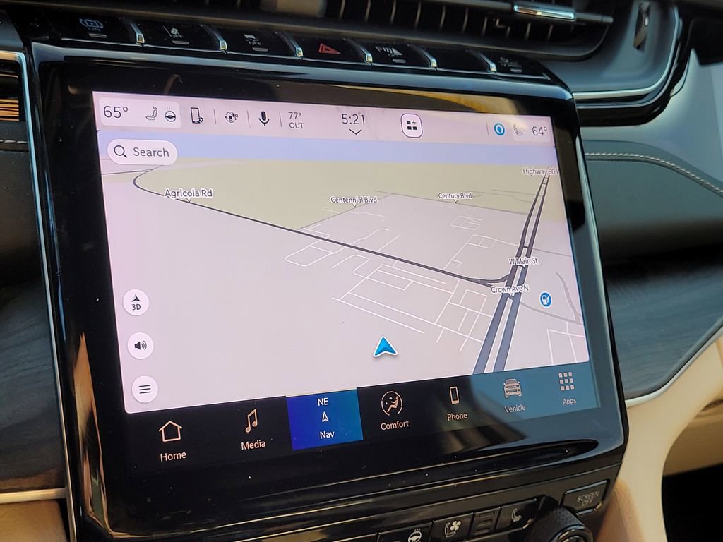 Used 2023 Jeep Grand Cherokee 4WD 4xe w/ Luxury Tech Group II image 22