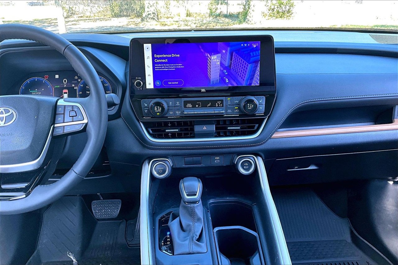 Used 2025 Toyota Grand Highlander AWD Hybrid image 9
