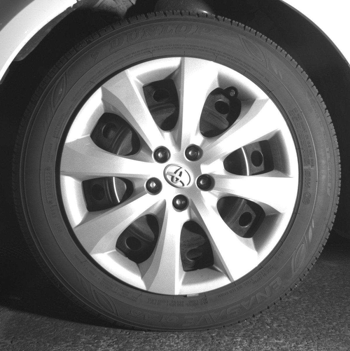 Used 2025 Toyota Corolla LE image 12