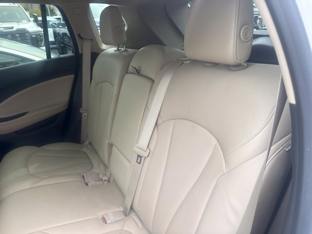 Used 2018 Buick Envision Premium w/ Driver Confidence Package AWD/4WD image 23