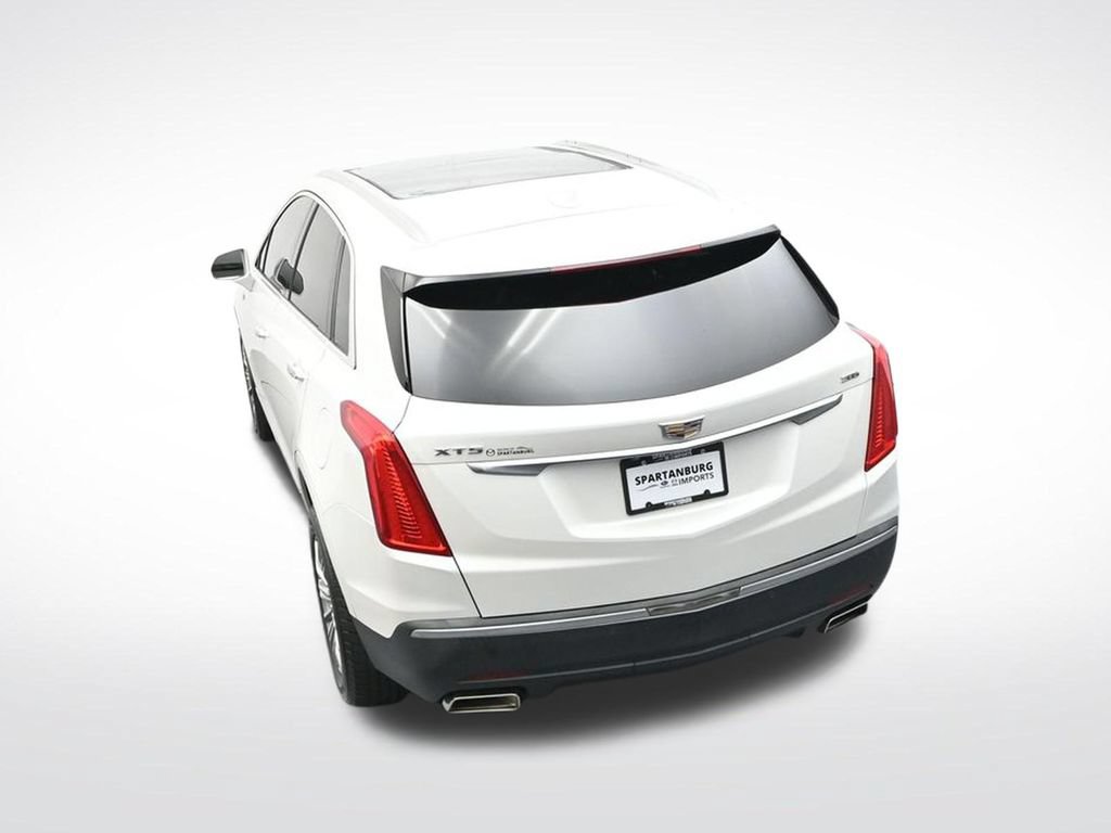 Used 2017 Cadillac XT5 Luxury w/ Driver Awareness Package FWD image 29