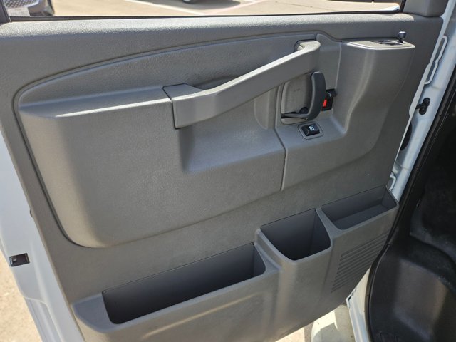 Used 2023 GMC Savana 2500 w/ Driver Convenience Package image 11