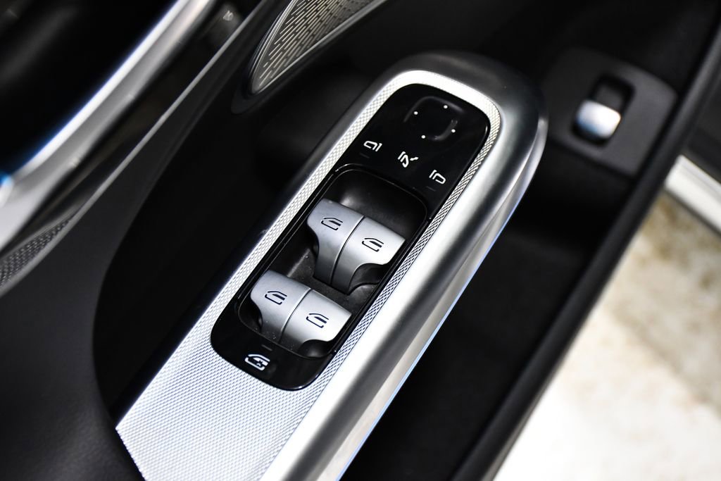 Certified 2025 Mercedes-Benz E 450 4MATIC All-Terrain Wagon image 18