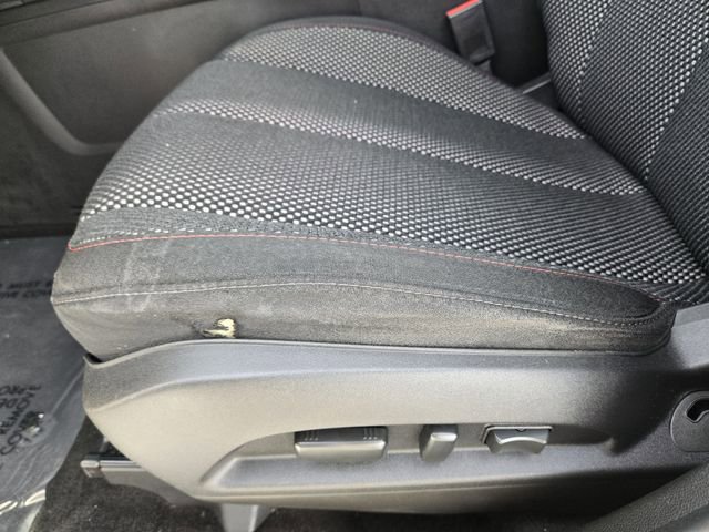 Used 2017 Chevrolet Equinox LT w/ Convenience Package image 22