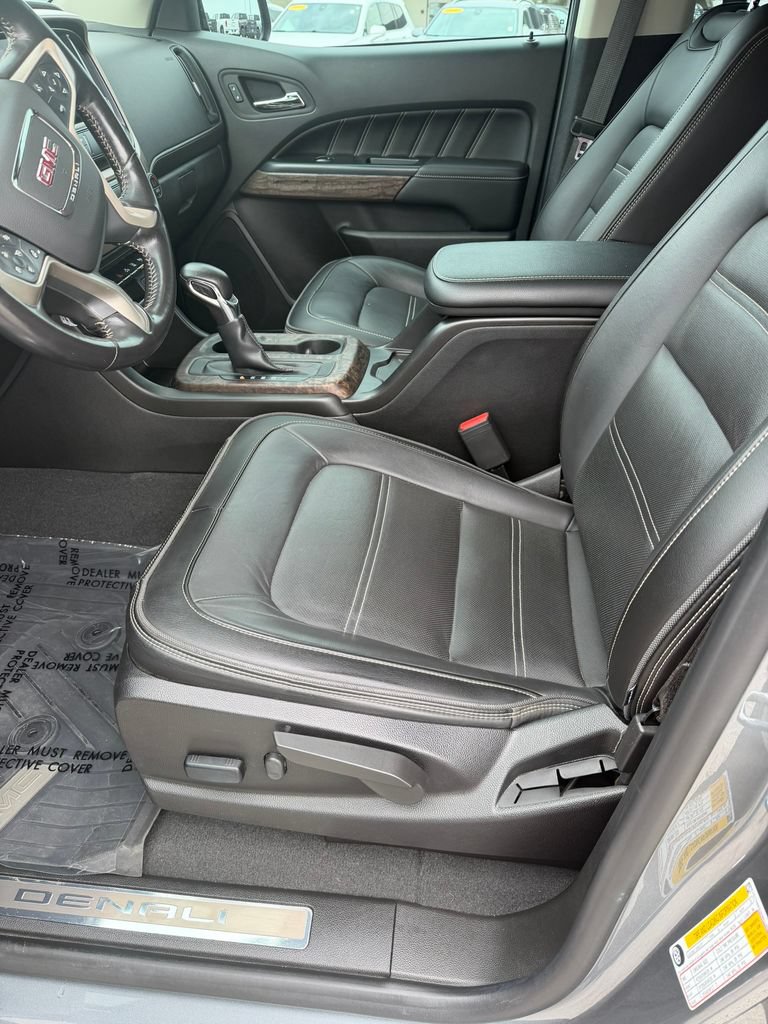 Used 2022 GMC Canyon Denali AWD/4WD image 9