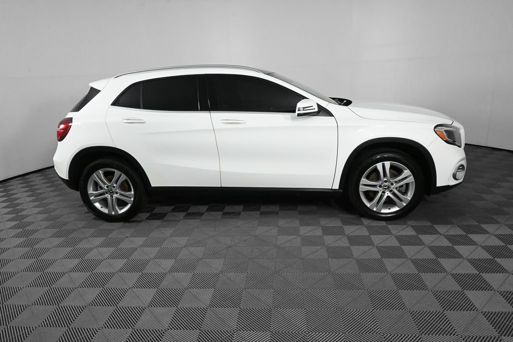 Certified 2020 Mercedes-Benz GLA 250 4MATIC image 27