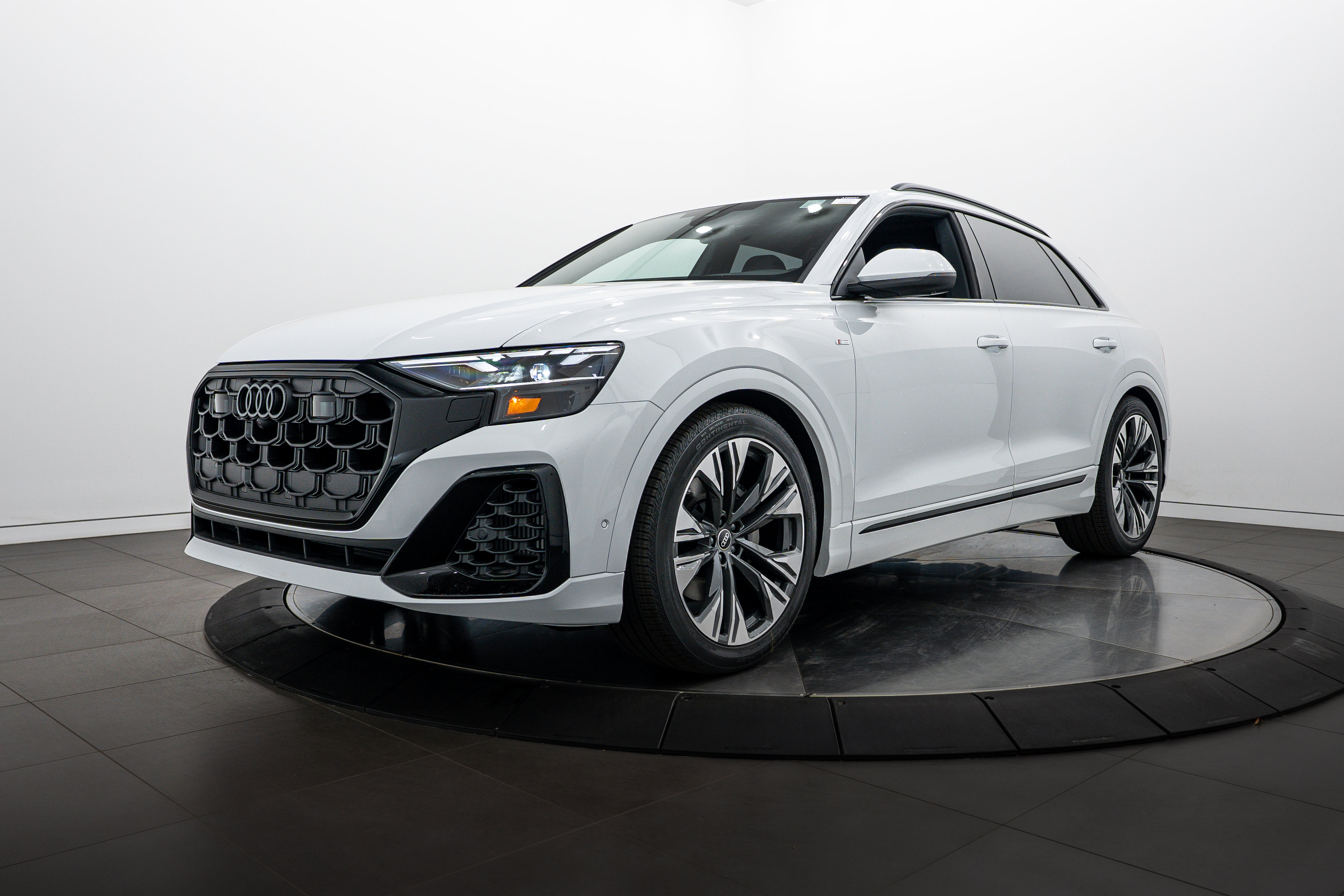 New 2026 Audi Q8 Premium Plus AWD/4WD image 6