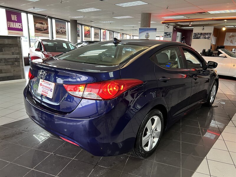 Used 2013 Hyundai Elantra GLS FWD image 6