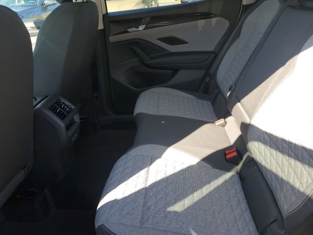 Certified 2025 Volkswagen Tiguan S image 12