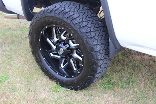 Used 2017 GMC Sierra 2500 4x4 Crew Cab image 27