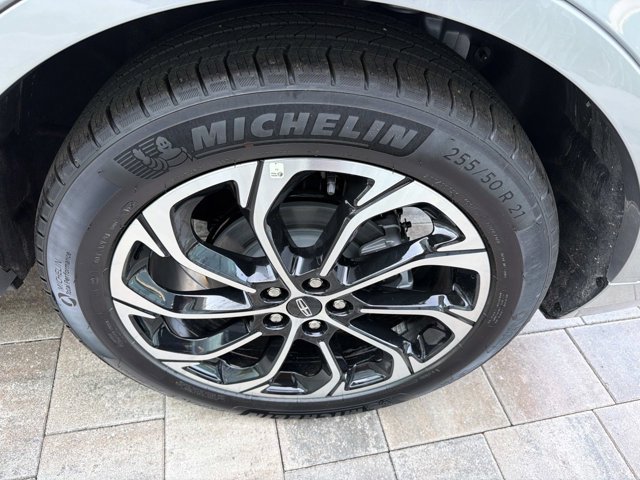 New 2026 Lincoln Nautilus Reserve AWD/4WD image 30