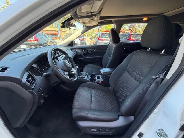 Used 2020 Nissan Rogue SV AWD/4WD image 9