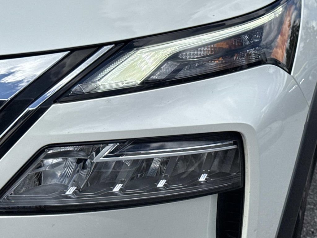 Certified 2023 Nissan Rogue SV AWD/4WD image 10