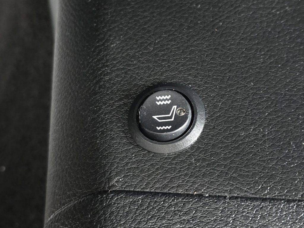 Used 2017 RAM 2500 Tradesman w/ Chrome Appearance Group image 6