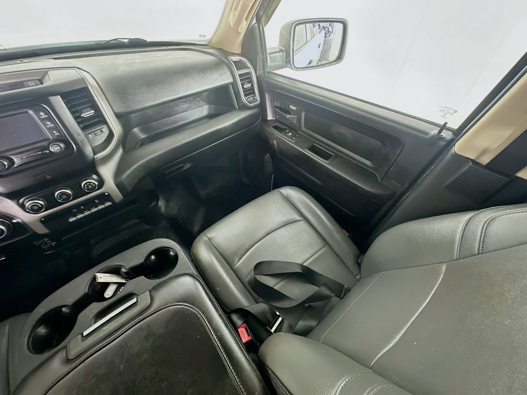 Used 2020 RAM 2500 Tradesman w/ Chrome Appearance Group image 11