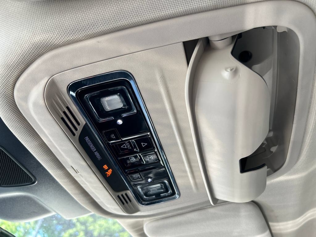 Used 2022 Lincoln Aviator Reserve AWD/4WD image 33