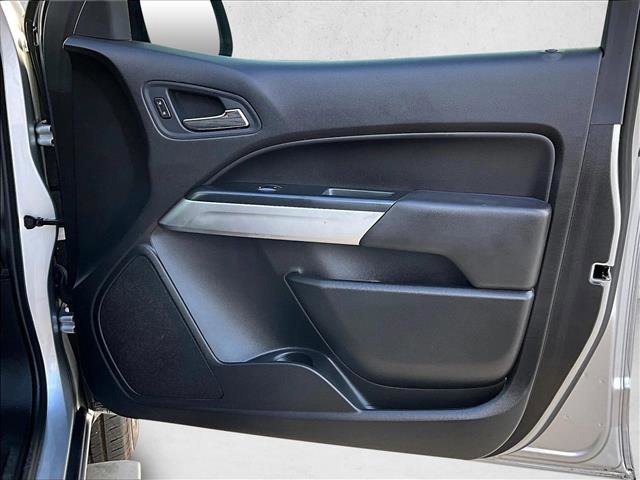 Used 2016 Chevrolet Colorado LT w/ LT Convenience Package image 19