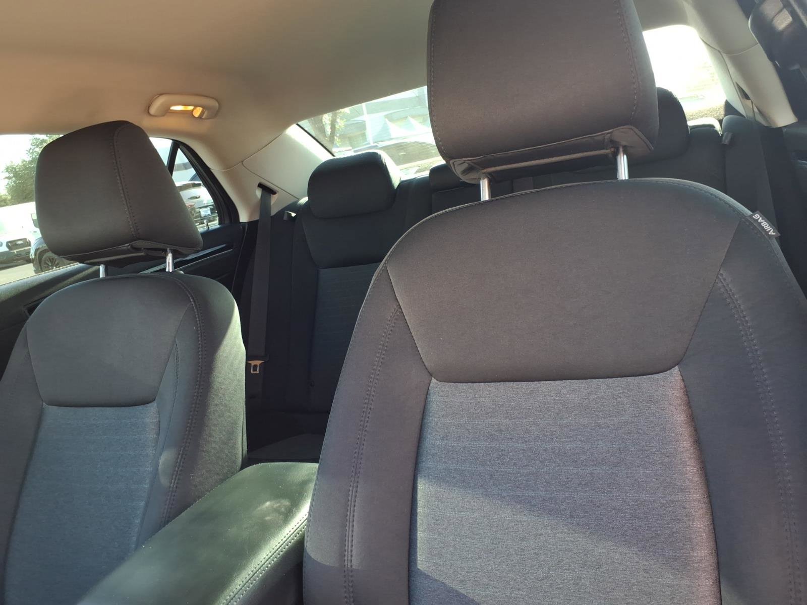 Used 2023 Chrysler 300 Touring w/ Sport Appearance Package image 13