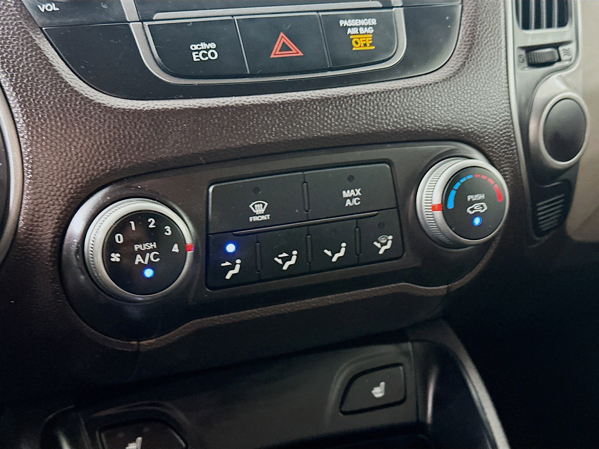 Used 2015 Hyundai Tucson SE image 22